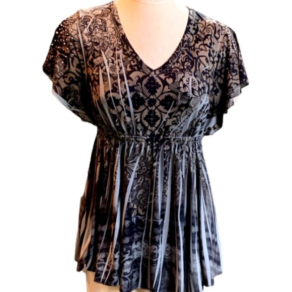 One World V-Neck Short Sleeve Top Sublimation Beaded Empire Waist Sz S #39A - Picture 2 of 8